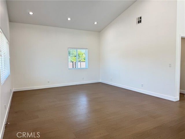 Building Photo - 9132 Balcom Ave