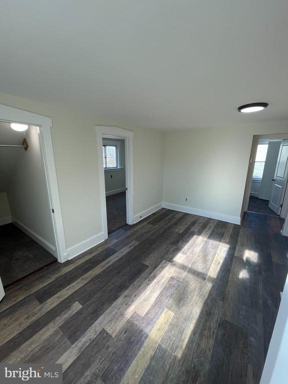 Building Photo - 37 E Gloucester Pike