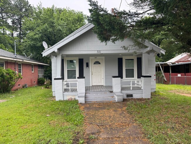 Primary Photo - 2 Bedroom House Near Rocky Mount Middle Sc...
