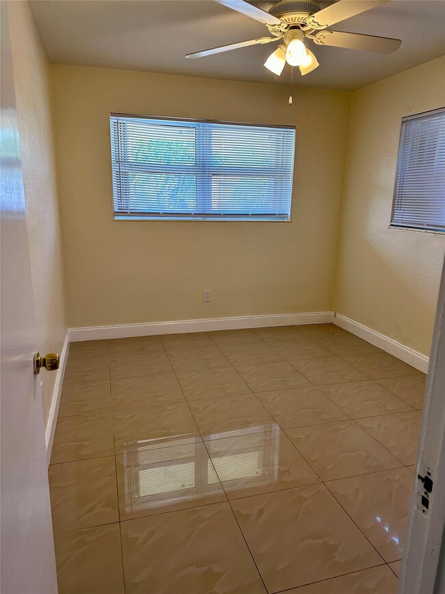 Building Photo - 6840 Greene St