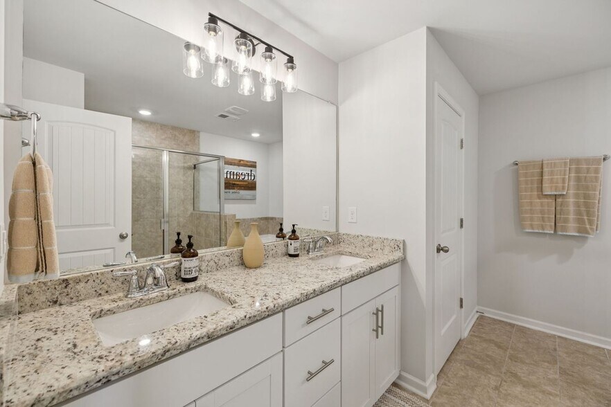 Building Photo - 4252 Grapevine Loop