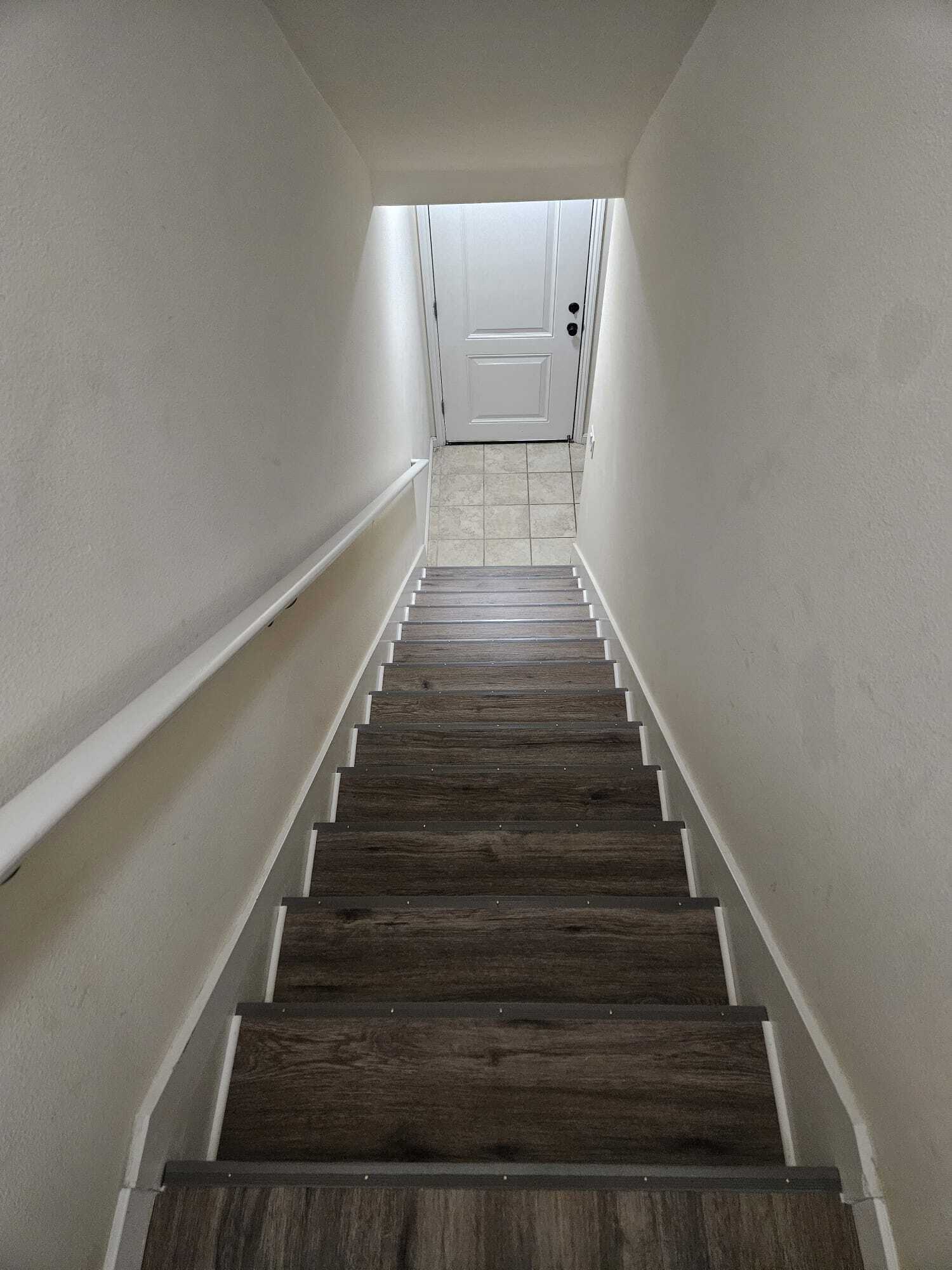 Stairs 2 - 895 SW 170th Ave