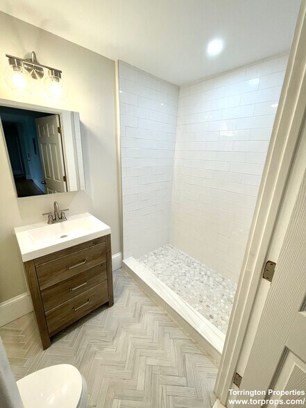 Building Photo - 67 Wheatland St