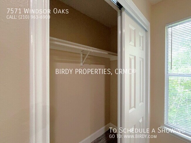 Building Photo - 7571 Windsor Oaks