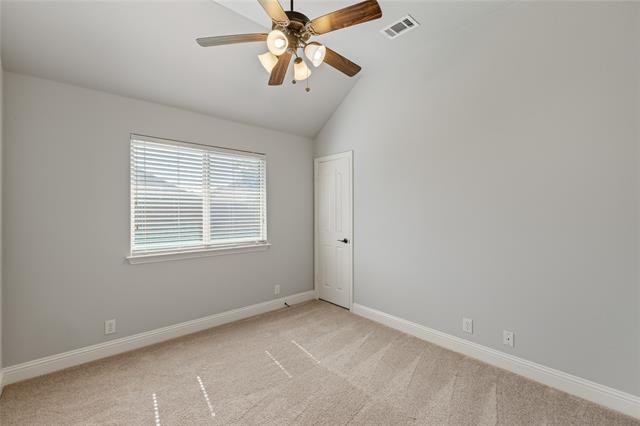 Building Photo - 300 Kelvington Dr