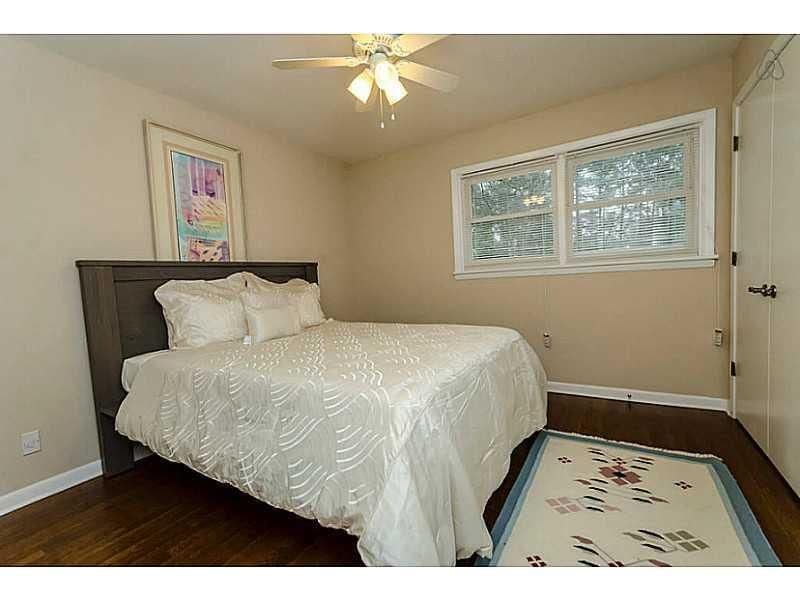 Building Photo - 1283 June Dr