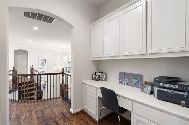 Building Photo - 6313 Cobbie Creek Dr