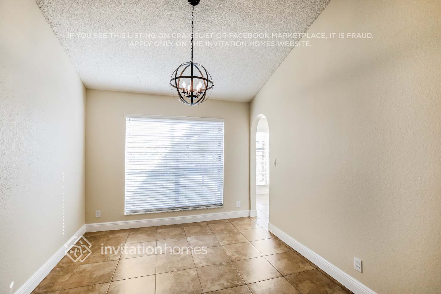 Building Photo - 9310 Chelsea Dr