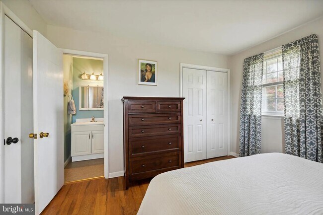 Building Photo - Coming Soon – Beautiful Ranch Home on Nearly 2 Acres | Showings Available Now | Late-July Move-In