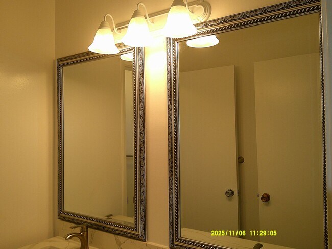 Building Photo - 390 S Almond St