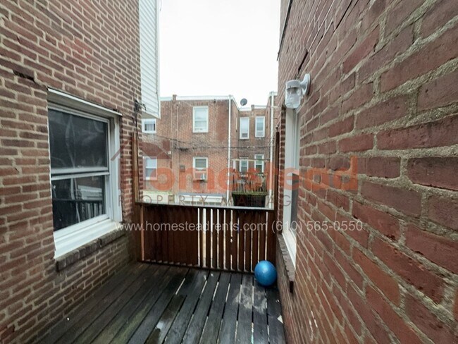 Building Photo - 356 Huntley Rd