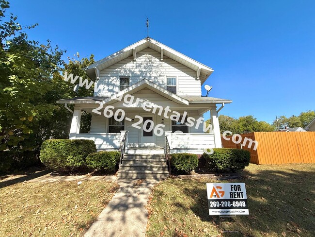 Primary Photo - 3 Bedroom House