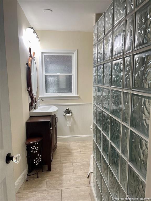 Building Photo - 2171 NE Pelican Terrace