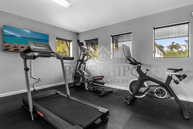Building Photo - 14518 Damai Ln