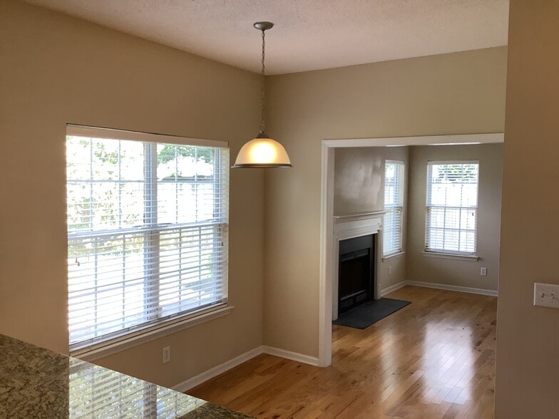 Building Photo - 116 Fairhaven Dr