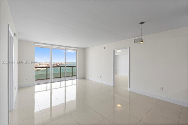 Building Photo - 50 Biscayne Blvd