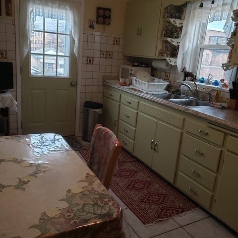 Building Photo - 2724 W Gregory St