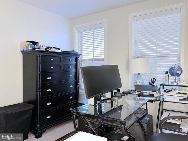 Building Photo - 22228 Cabin Branch Ave