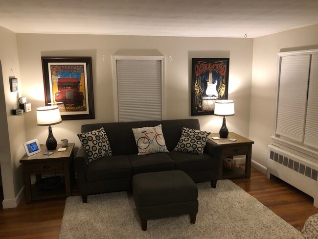 Living room - 169 Foster St