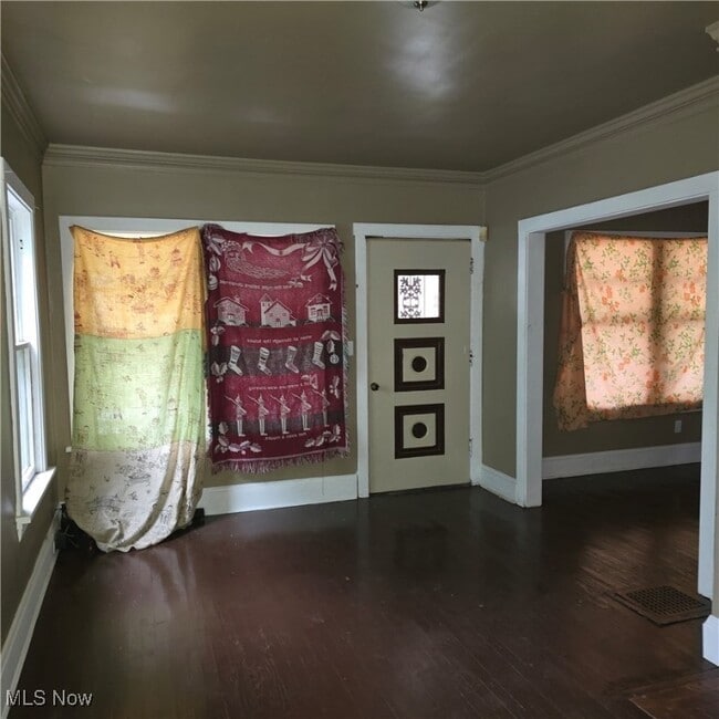 Building Photo - 1534 E 133rd St