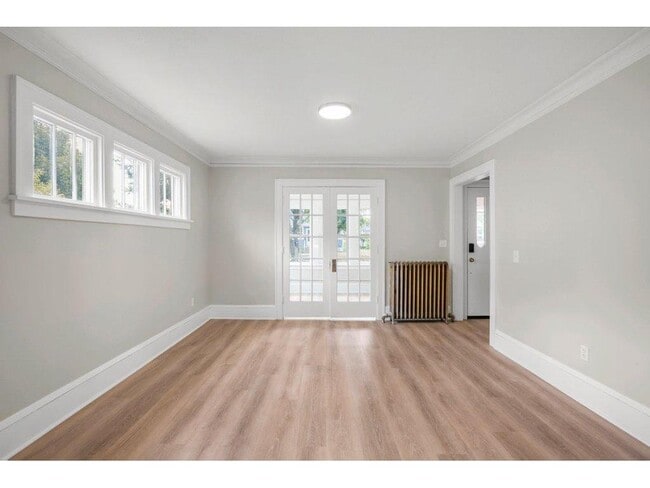 Building Photo - 1257 Palace Ave