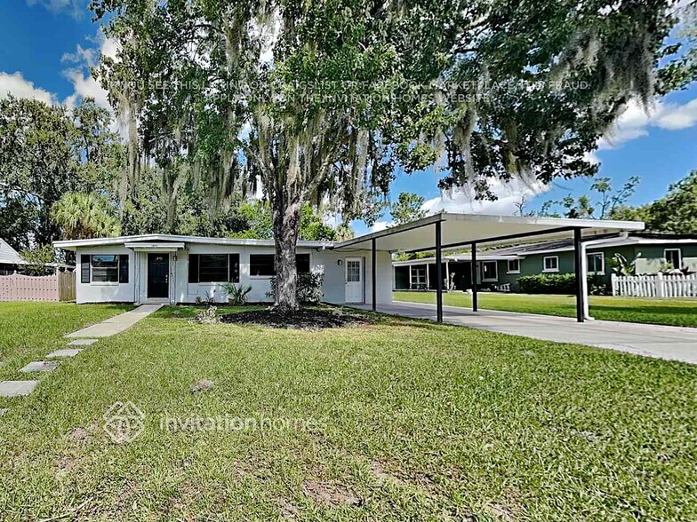 Primary Photo - 1821 Carrigan Ave
