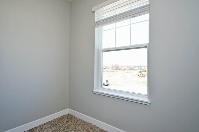 Building Photo - 23465 Ashbury Dr