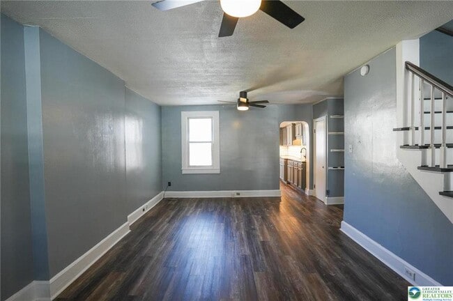 Building Photo - 256 Lehigh Ave