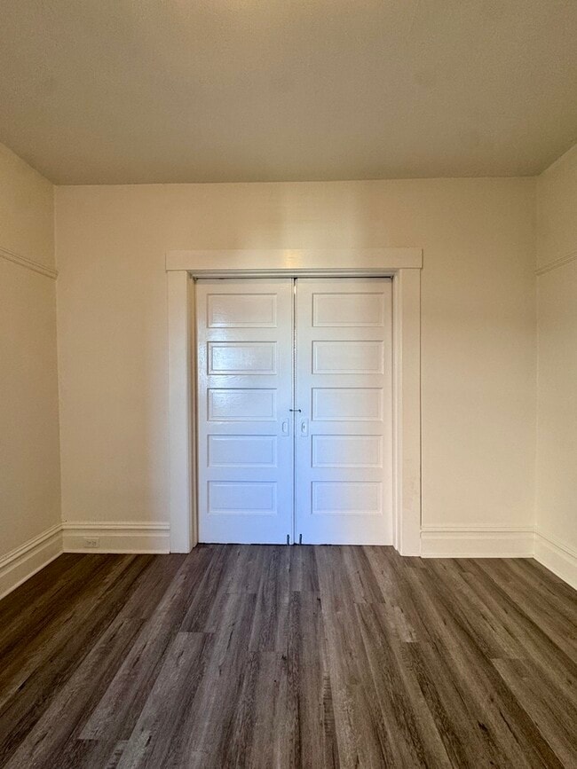 Building Photo - 1054 Filbert St