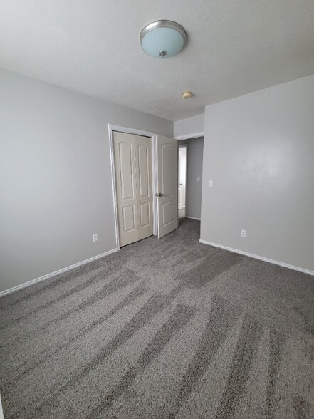 Building Photo - 3495 W 8070 S
