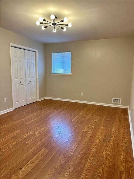 Building Photo - 7413 Penland Dr