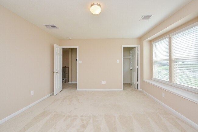 Building Photo - 8019 Cheyenne Hills Trail