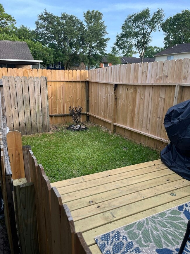 Building Photo - 3762 Laura Leigh Dr