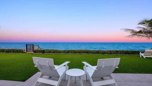 Building Photo - 6029 Old Ocean Blvd