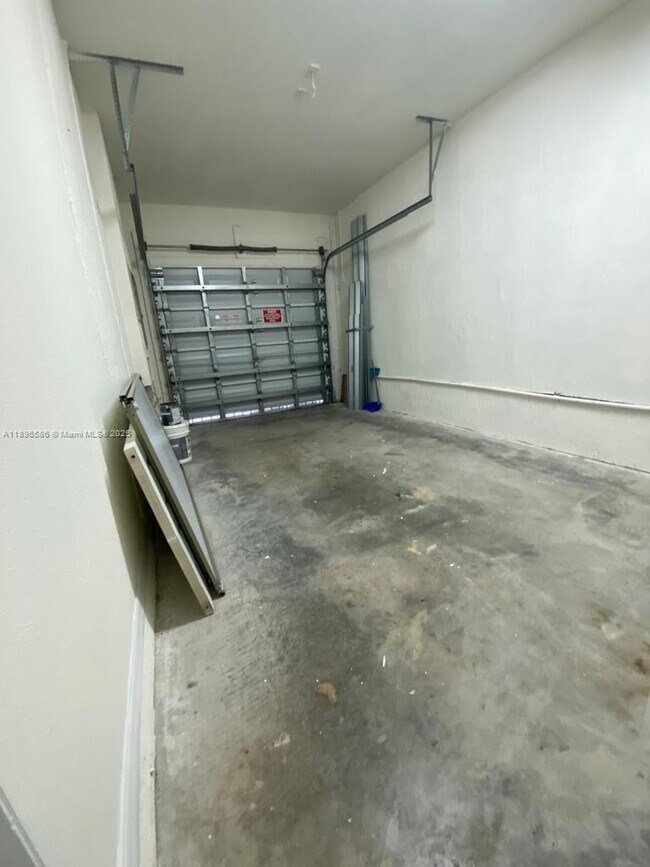 Building Photo - 15288 SW 119th Terrace