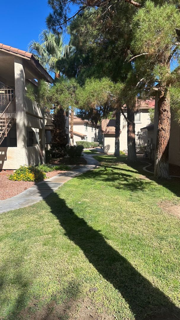 Building Photo - Beautiful & upscale 2 bedroom 2 bathrooms ...