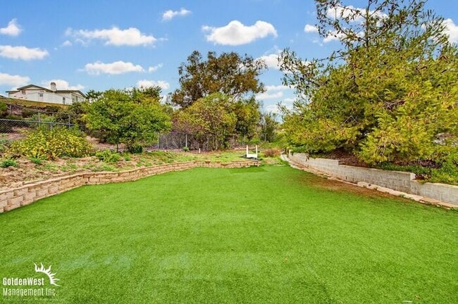 Building Photo - Beautifully Updated 3Bdm 3Ba Unfurnished Home with Views in Cardiff By the Sea!