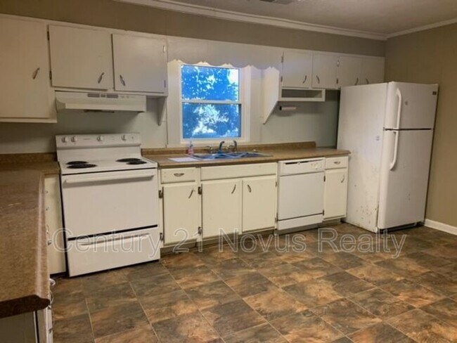 Building Photo - 4040 Carrollton Villa Rica Hwy