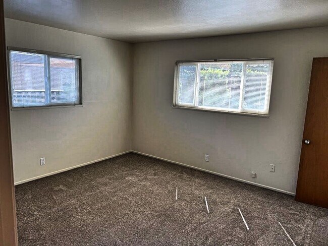 Building Photo - Renovated 3 Bedroom One Story *Vacaville *Pets Negotiable