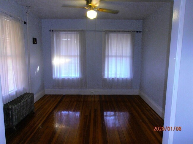 Building Photo - 6 Rowley St