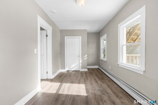 Building Photo - 22 Wolcott St