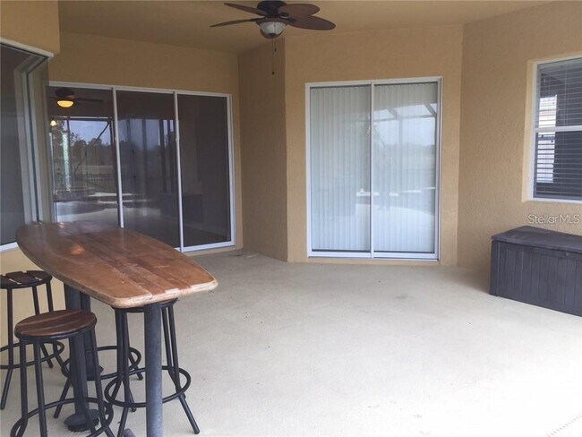 Building Photo - 5570 Rock Dove Dr
