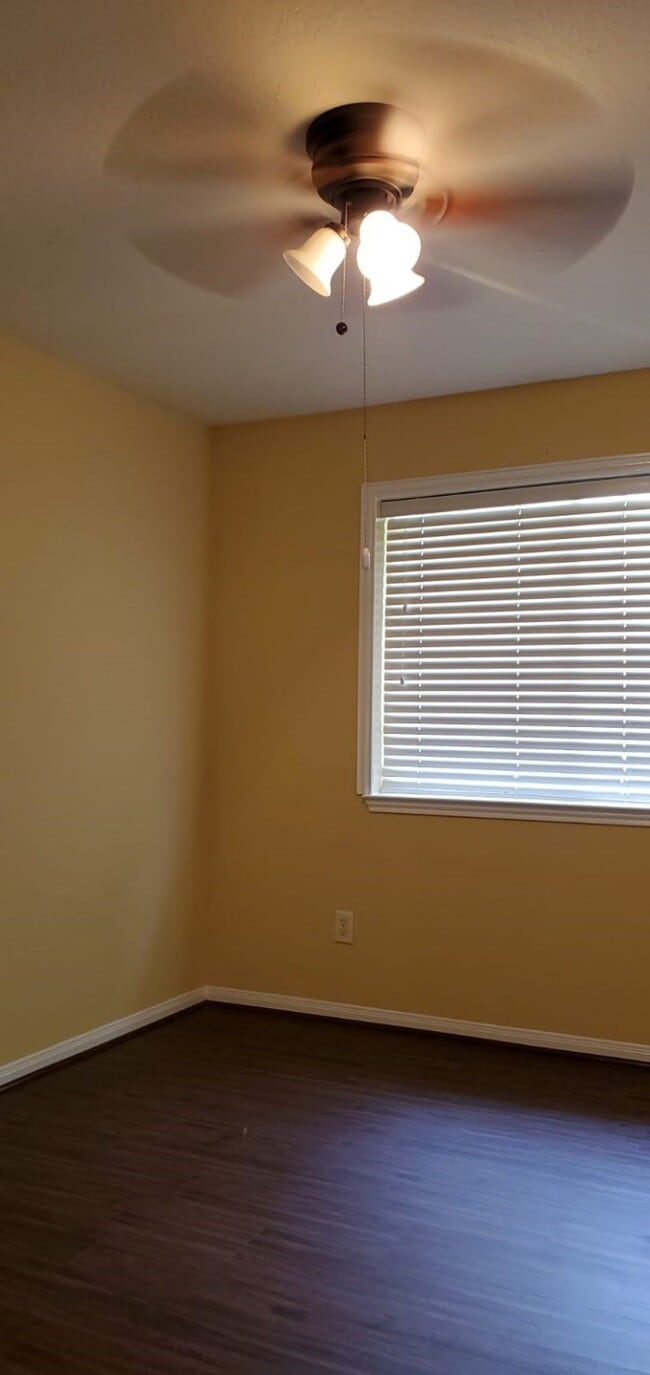 Building Photo - 7227 Colony Bend Ln