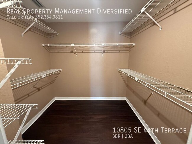 Building Photo - 10805 SE 44th Terrace
