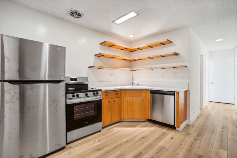 Building Photo - 9000 Clifton Wy