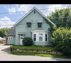 Building Photo - 12 Brookline St