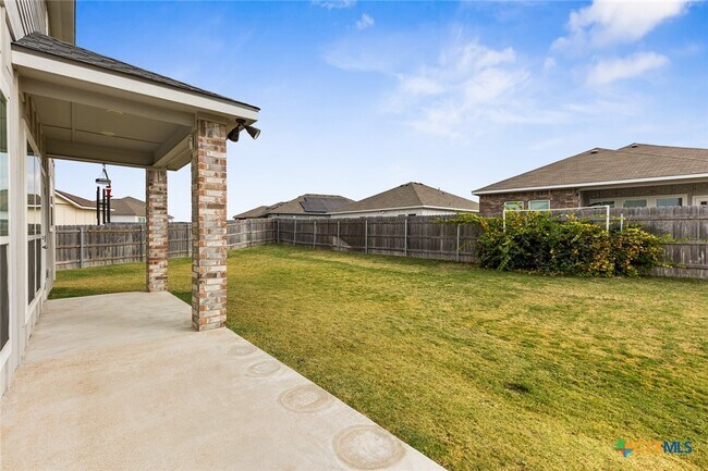 Building Photo - 2233 Chia Ct