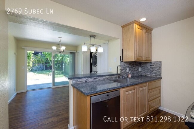 Building Photo - 2769 Subec Ln