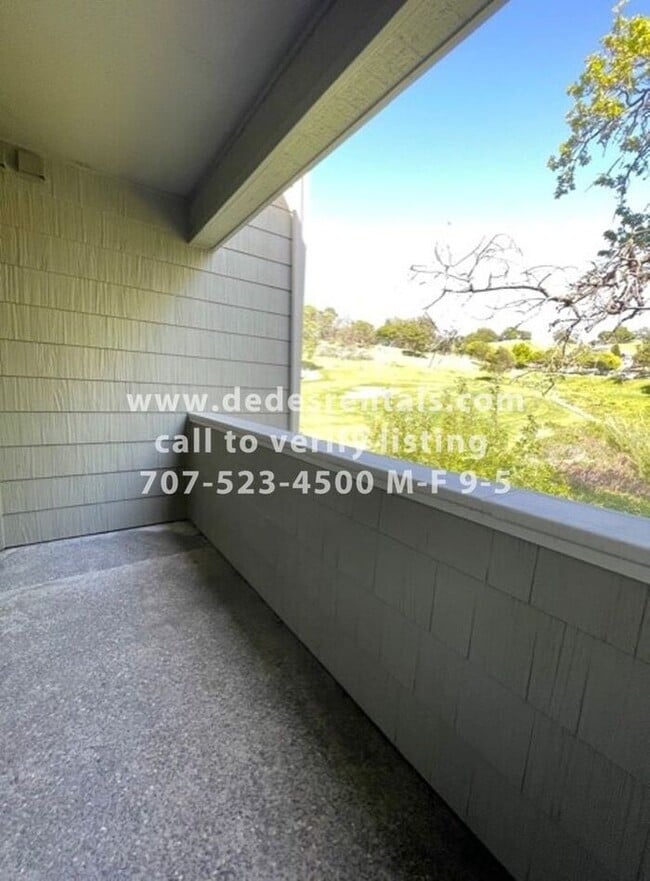 Building Photo - 2038 Stonefield Ln