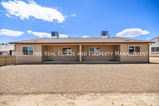 Building Photo - 6201 N Reata Dr